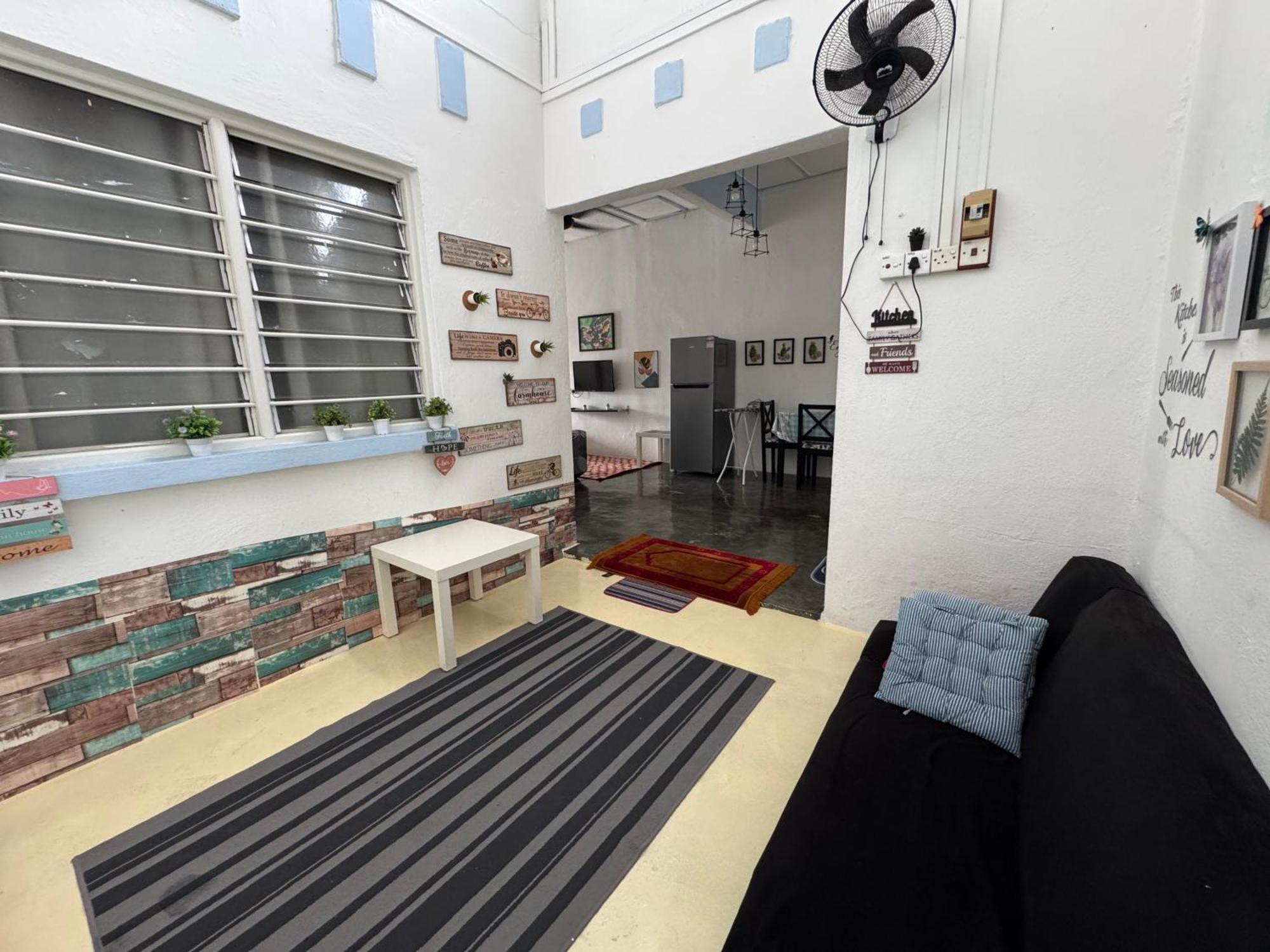 Rumah percutian Wi-fi 100mb Free Town House Tmn Shatin S36 *