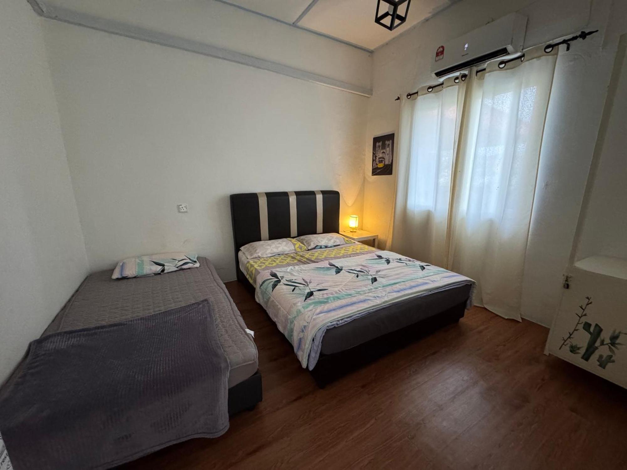 Rumah percutian Wi-fi 100mb Free Town House Tmn Shatin S36 *